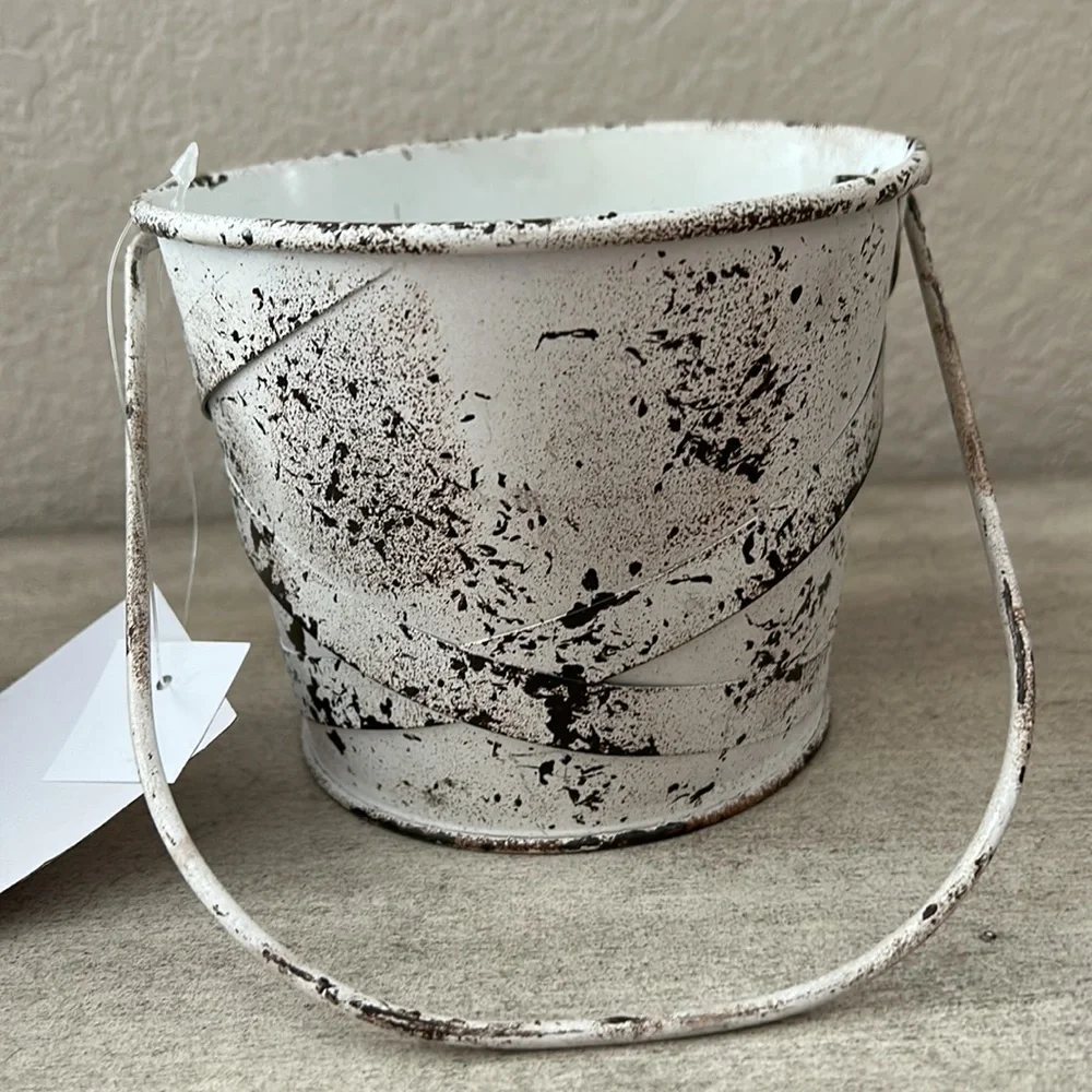 Vintage Inspired Halloween metal baskets/pails set/3
